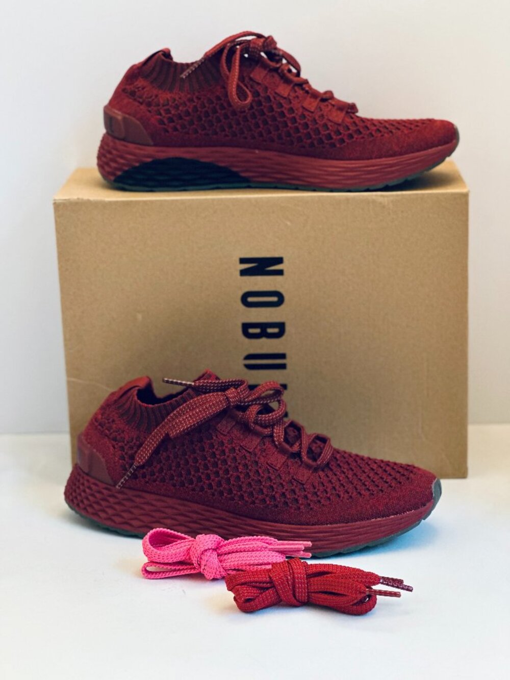 Nobull Men’s Diamond Knit Red Runner Sneakers Size 10M